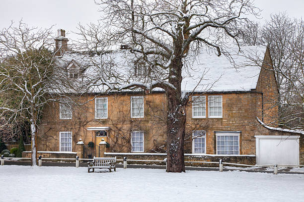 istock Cotswold house in winter 185185691