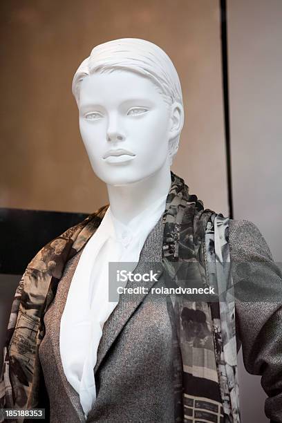 Krawiec Reanimacji Mannequin - zdjęcia stockowe i więcej obrazów Biznes - Biznes, Butik, Centrum handlowe