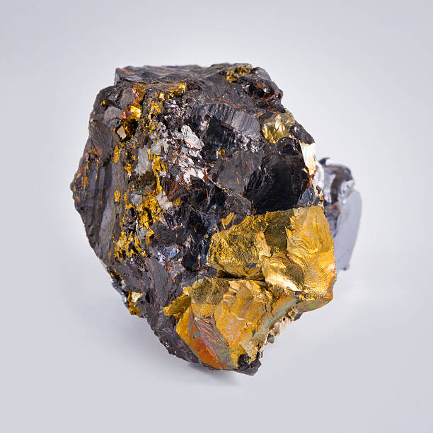 chalkopyrit - gold edelmetall stock-fotos und bilder