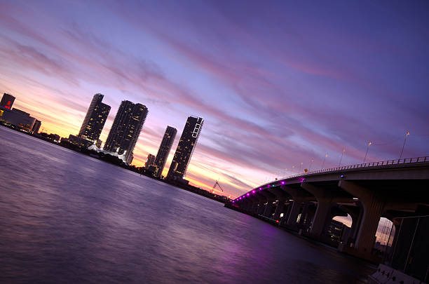 istock Biscayne Bay with MacArthur Causeway and Condominium Towers 185207169