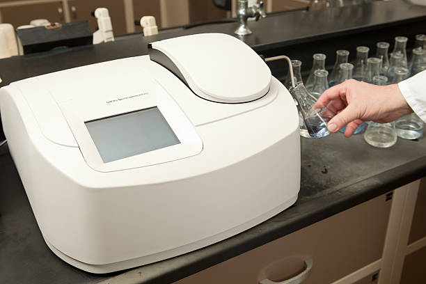 Spectrophotometer Human Machine 550+ Spectrophotometers Stock Photos, Pictures & Royalty-Free Images ...