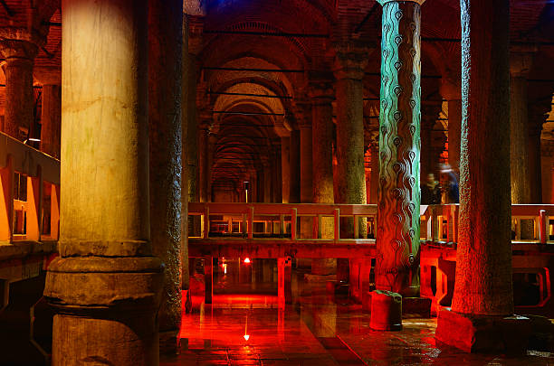 la basílica cistern - byzantine aya sofya light lighting equipment fotografías e imágenes de stock