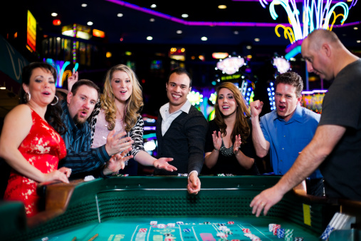 Craps Stock Photo - Download Image Now - Craps, Casino, Fun - iStock