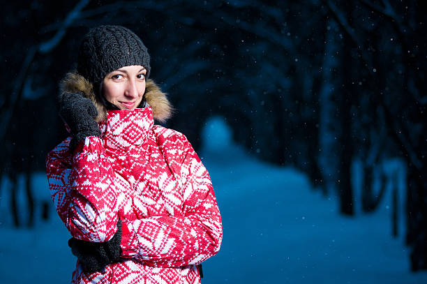 istock Young woman in winter valley 185219577