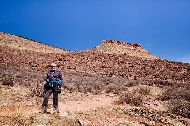 istock Hiker on the Bitterbrush trail 185219934
