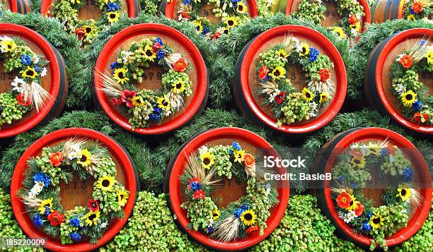 Bier Und Fässer Stockfoto und mehr Bilder von Volksfest - Volksfest, Wachstum, Alkoholisches Getränk