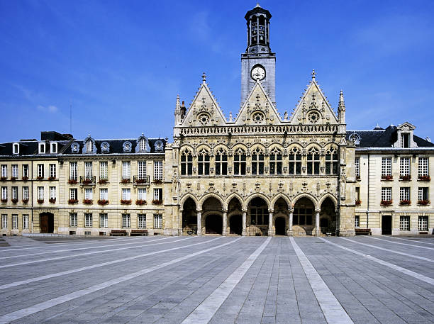 saint-quentin - picardy - fotografias e filmes do acervo