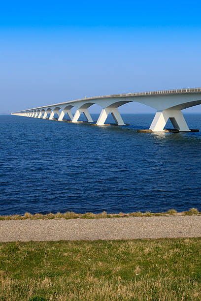 istock Zeeland bridge over the Oosterschelde river 185220211