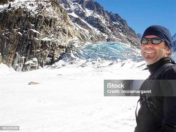 Crevasses On Vallee Blanche 스키복 실행 샤모니 30-39세에 대한 스톡 사진 및 기타 이미지 - 30-39세, 겨울, 경관