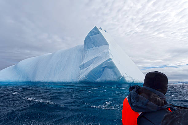 istock Eco tourism in Antarctica 185220605