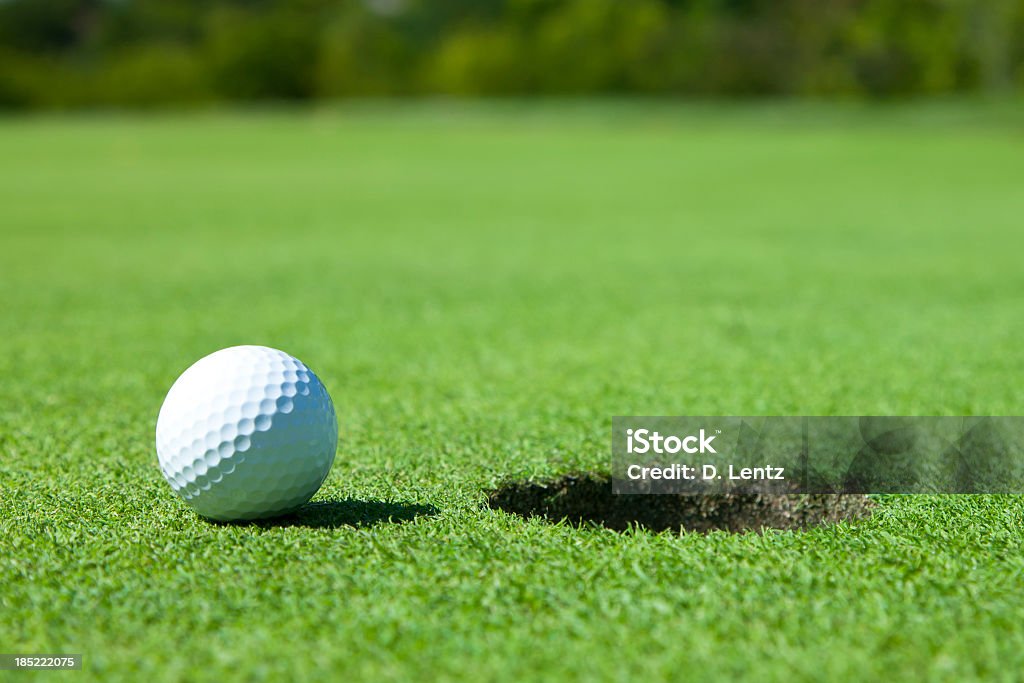 Bola de Golfe com Buraco - Royalty-free Buraco Foto de stock