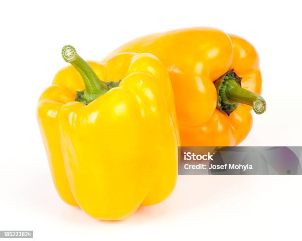 Sweet Peppers Stockfoto und mehr Bilder von Gelbe Paprika - Gelbe Paprika, Bildschärfe, Fotografie