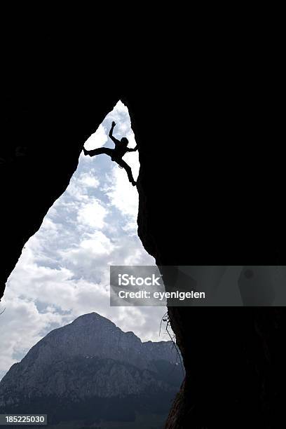 Photo libre de droit de Simulateur De Montée Descaliers banque d'images et plus d'images libres de droit de En haut - En haut, Prime d'encouragement, Risque