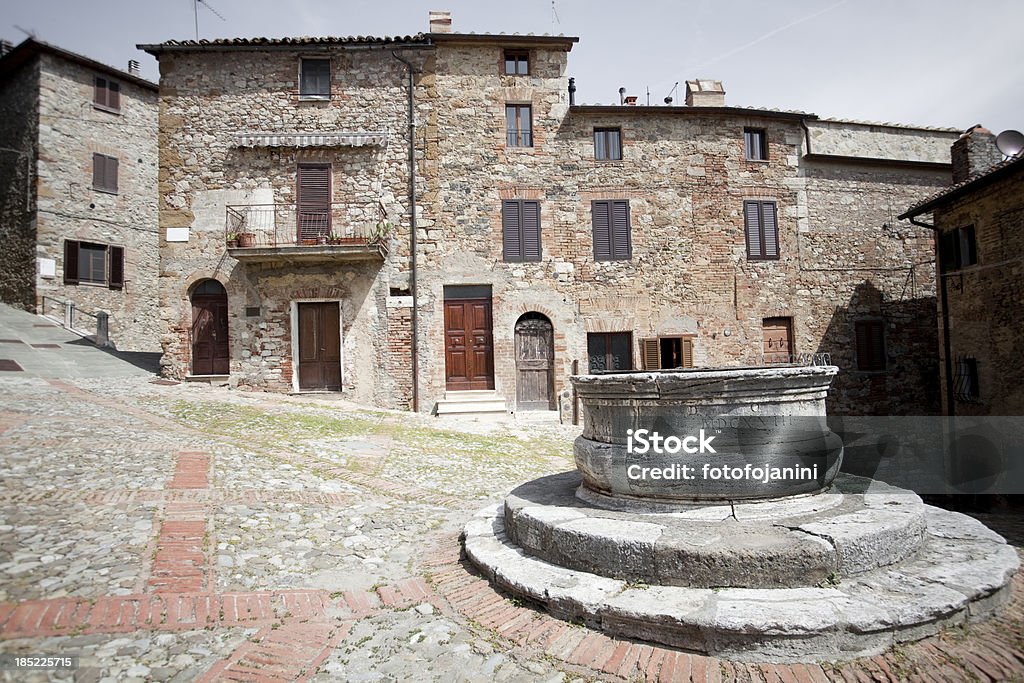 Castiglione d'Orcia Toskania - Zbiór zdjęć royalty-free (Architektura)