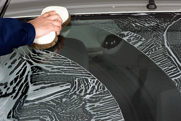 car-waschung - washing water car cleaning stock-fotos und bilder