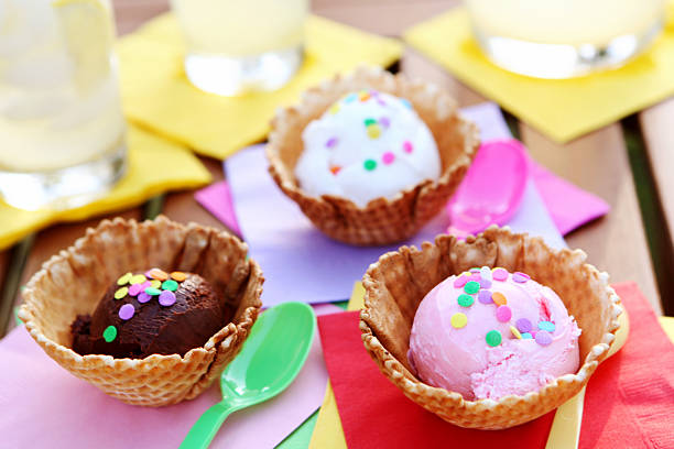 istock dessert - ice cream and lemonade 185226275