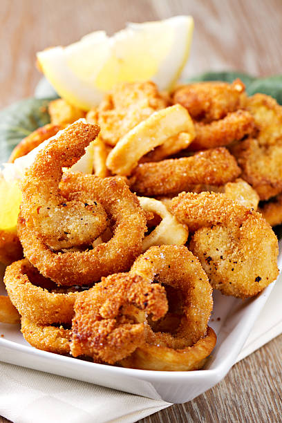 istock Fried calamari and shrimp 185226994
