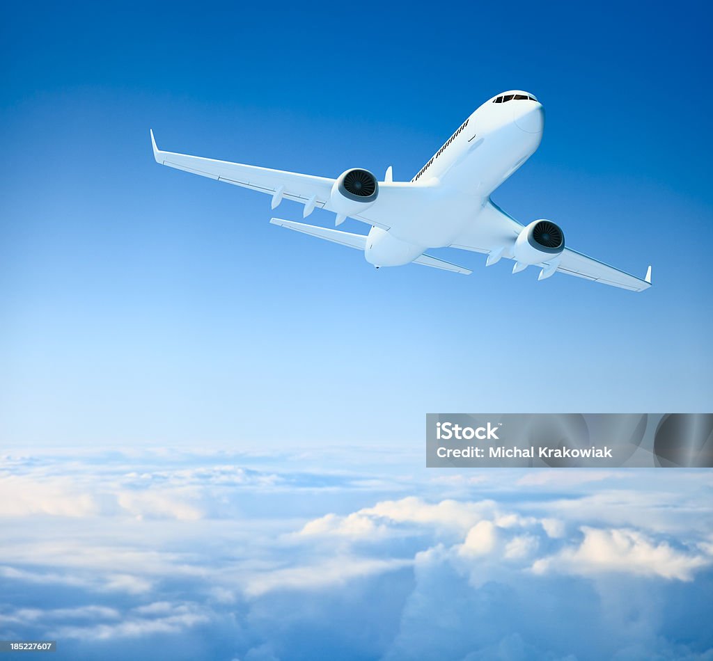 Aereo sopra le nuvole - Foto stock royalty-free di Aeroplano