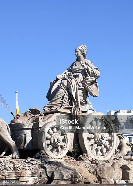 Photo libre de droit de La Cibeles banque d'images et plus d'images libres de droit de Fontaine de la Cibeles - Fontaine de la Cibeles, Madrid, Statue