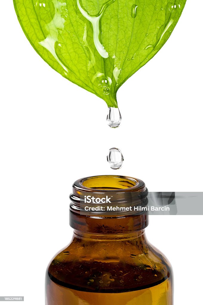 Травяной Essence - Стоковые фото Капля - Жидкоcть роялти-фри