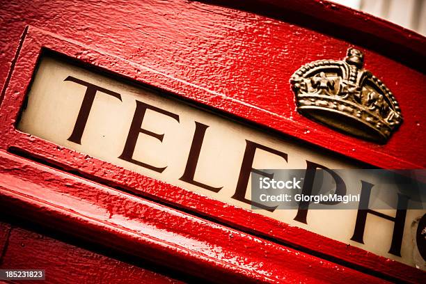 Foto de Inglês Cabine Telefônica Detalhes Londres e mais fotos de stock de Londres - Inglaterra - Londres - Inglaterra, Primeiro plano, Cabine de telefone público - Telefone público