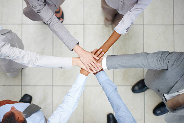istock Making deals as a unit - Business teams 185232003
