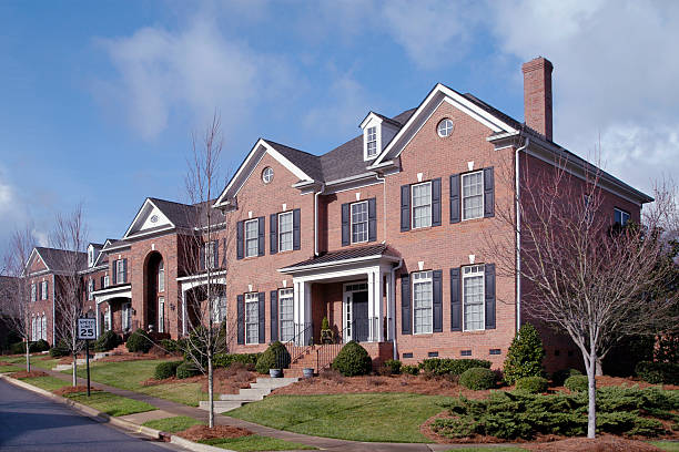 istock Brick Neighborhood 185233034
