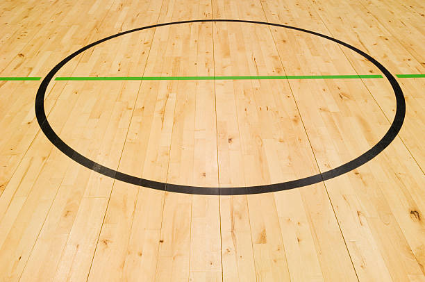 gymnase étage de - basketball floor basketball court hardwood floor photos et images de collection