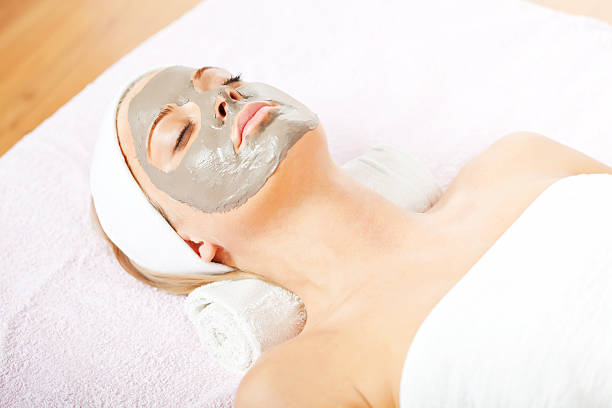 istock Skin mask treatment 185234225
