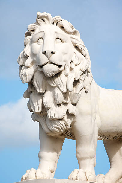 istock White Coade Stone Lion Statue Stands in London 185234850