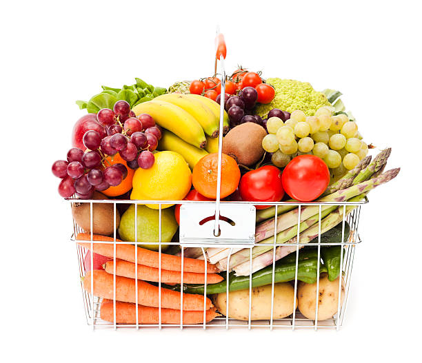 istock Shopping basket with fruits and vegetables 185239113