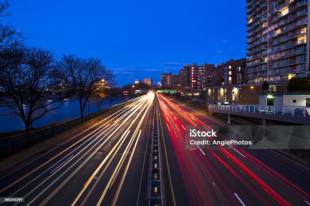 Highway in Boston in der Dämmerung - Lizenzfrei Boston Stock-Foto