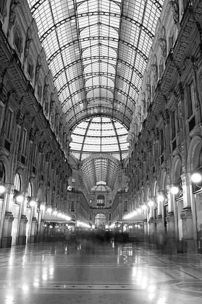 istock Milan Galleria Vittorio Emanuele 185241668