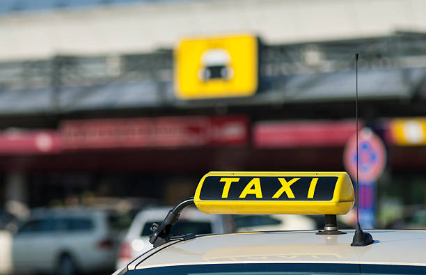 istock Taxi sign 185241898
