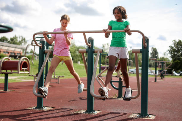 istock Two friends exercising together 1852420674