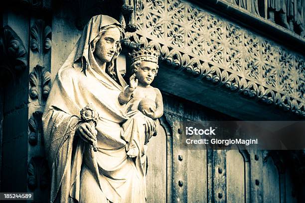 Virgin Mary With Baby At Westminster Abbey London Stock Photo - Download Image Now - Adult, Adults Only, Architectural Feature