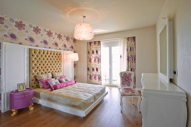 istock girl room 185245009