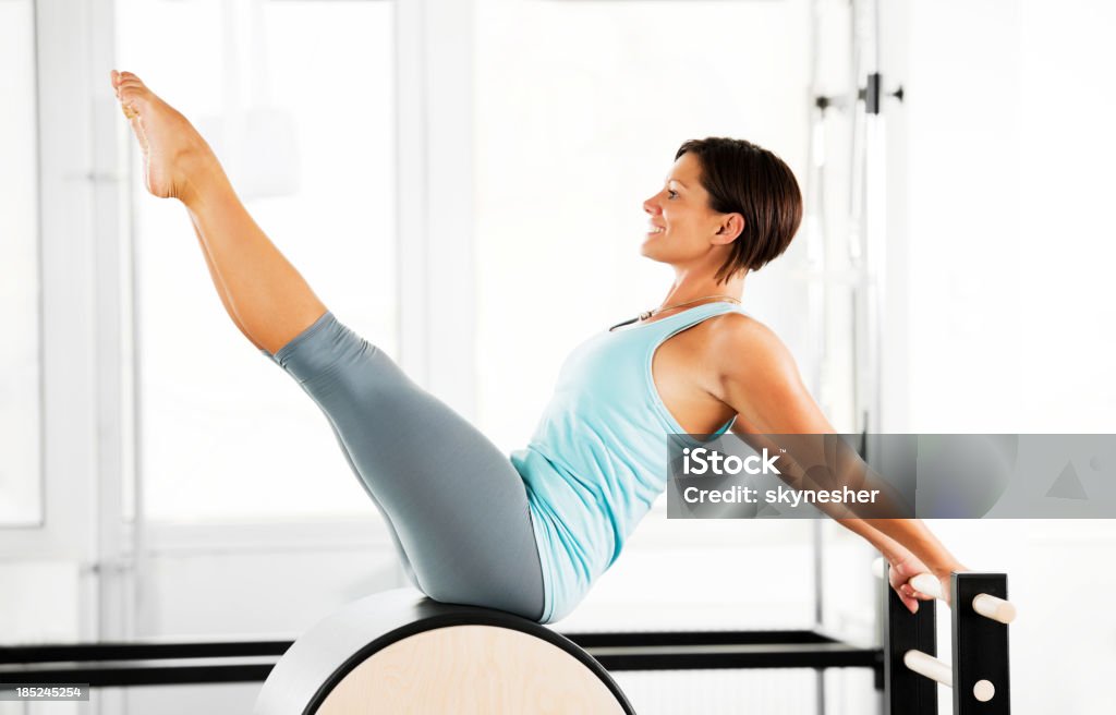 Turnen Pilates. - Lizenzfrei Aerobic Stock-Foto