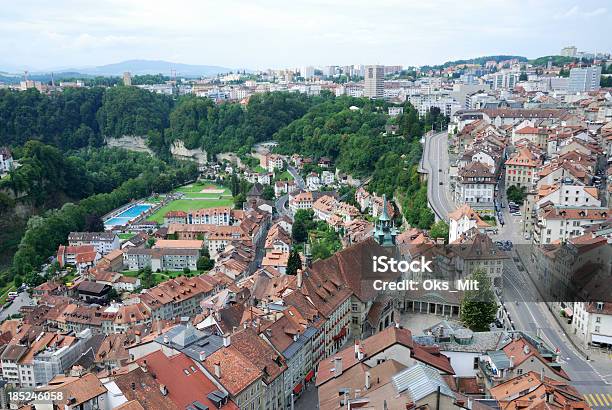 Photo libre de droit de Été Vue De Fribourg banque d'images et plus d'images libres de droit de Canton de Fribourg - Canton de Fribourg, Cultures, D'autrefois