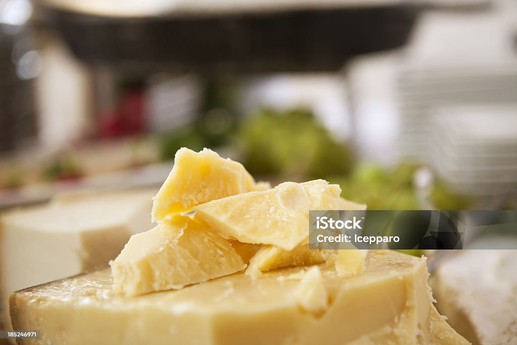 이탈리어어 파마산 치즈 클로즈업 - 로열티 프리 파마산 치즈 스톡 사진