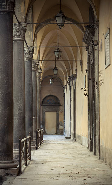 istock Ancient archway in Cortona, Tuscany Italy 185248702