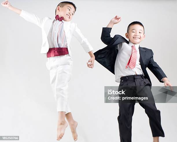 Jovem Rapaz Negócios - Fotografias de stock e mais imagens de Adolescente - Adolescente, Adolescência, Adulto