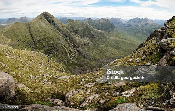 Beinn Alligin I Torridon Góry - zdjęcia stockowe i więcej obrazów Torridon - Torridon, Szkocja, Krajobraz