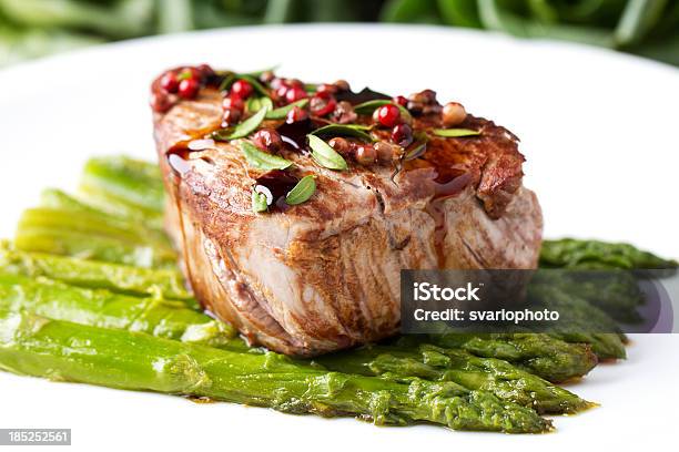 쇠고기 필레 핑크 단고추 및 아스파라거스 0명에 대한 스톡 사진 및 기타 이미지 - 0명, 고기, 구이