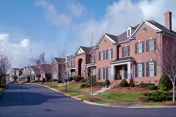 istock Brick Neighborhood 185253896