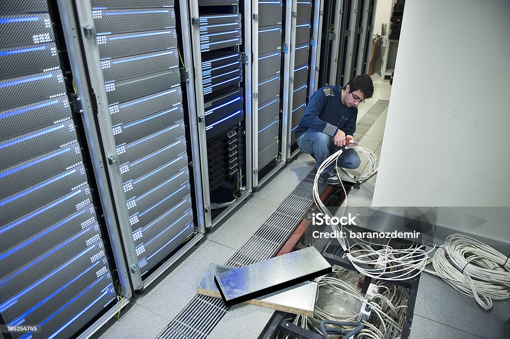 Центр обработки данных обслуживания - Стоковые фото Оптоволокно роялти-фри