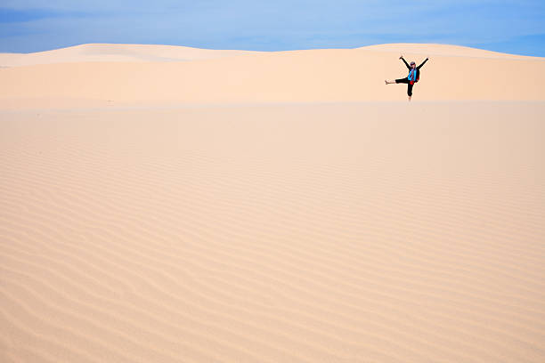 istock Women in Desert 185255034
