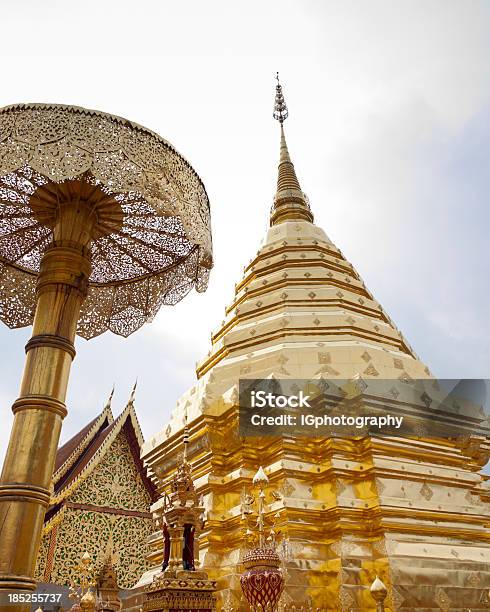 Bhuddist Świątynia W Doi Suthep W Tajlandii - zdjęcia stockowe i więcej obrazów Bez ludzi - Bez ludzi, Buddyzm, Duchowość