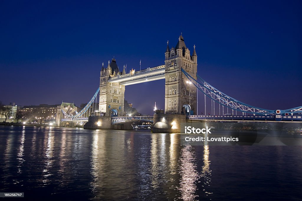 Tower bridge em Londres, Reino Unido. - Foto de stock de Arquitetura royalty-free