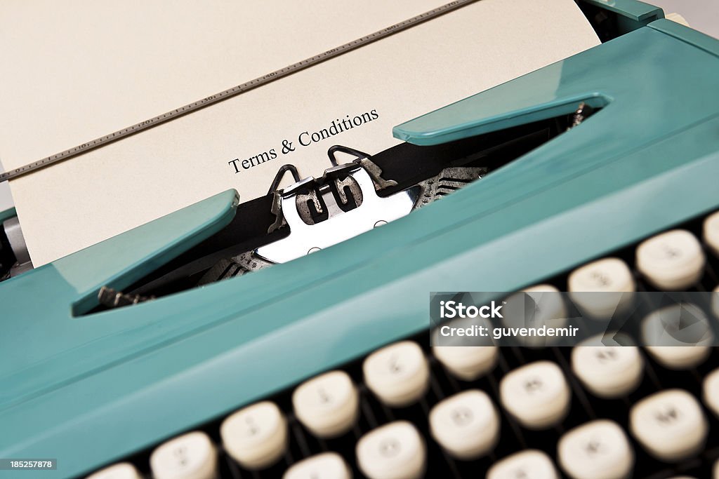 Máquina de escrever termos & condições - Foto de stock de Termos e Condições royalty-free